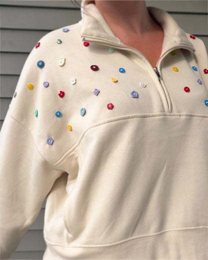 Colored Buttons Collared Pullover
